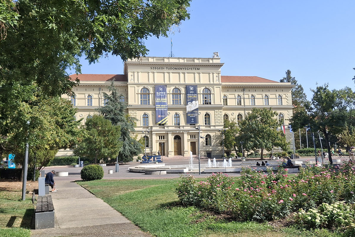 SZTE, szegedi tudományegyetem